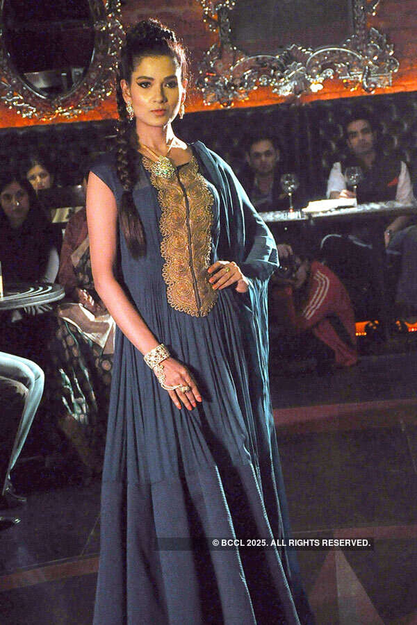 Fashion show in a city restaurant