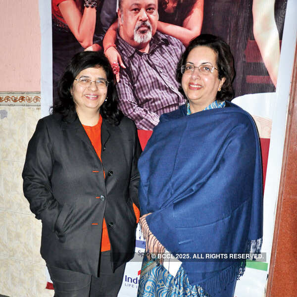 Saurabh Shukla's play 2 To Tango And 3 To Jive