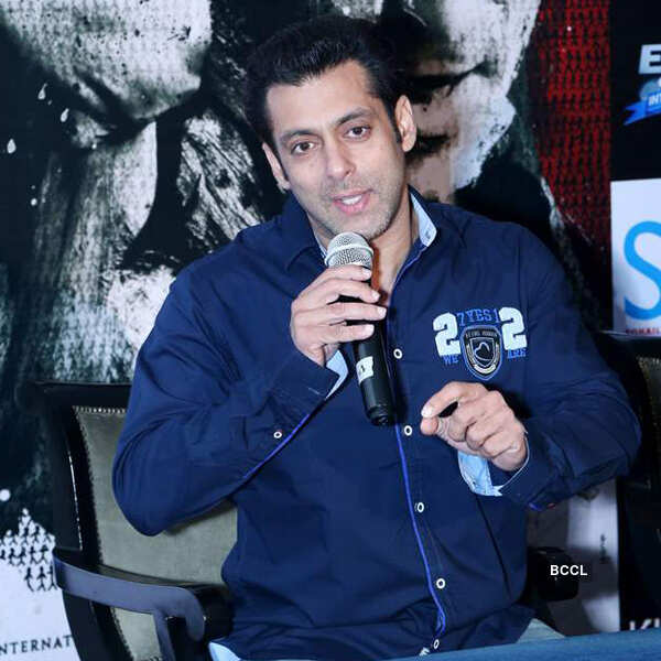 Salman, Daisy promote Jai Ho