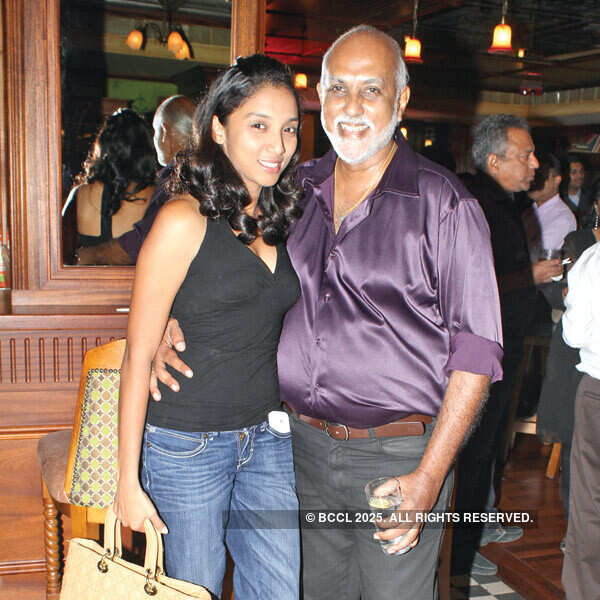 Moon & Sixpense launch party