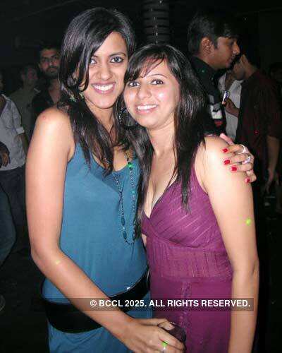 Friday night at Mauve