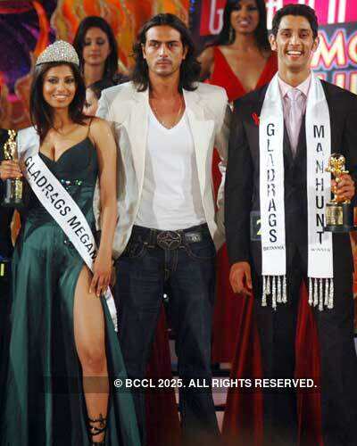 Gladrags Megamodel and Manhunt