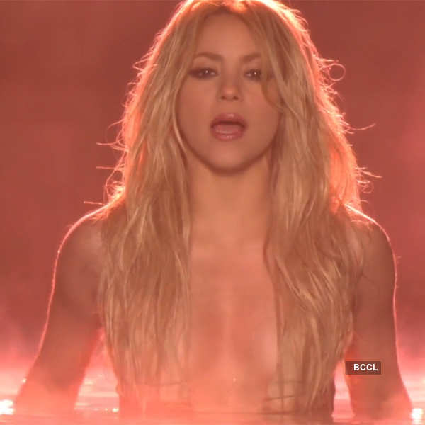 'Naked' RiRi and Shakira get intimate