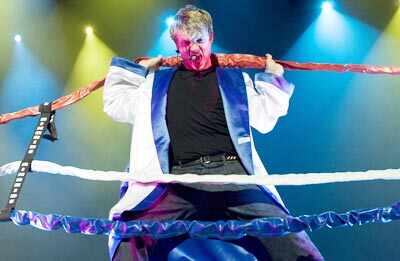 Backstreet Boys perform