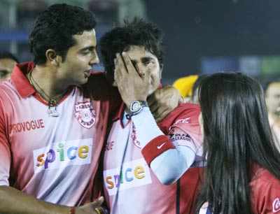 IPL: Kings XI beat Mumbai