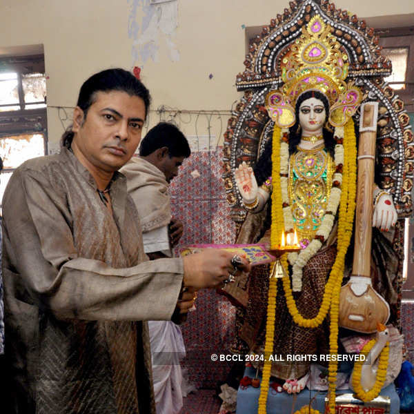 Tollywood celebs celebrate Saraswati Puja