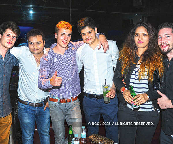 DJ Paul Thomas plays at Miami