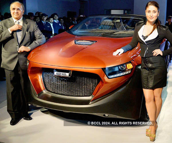 Celebs at Delhi Auto Expo '14