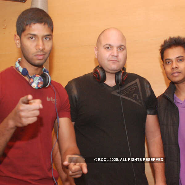 Revellers party at Sutra