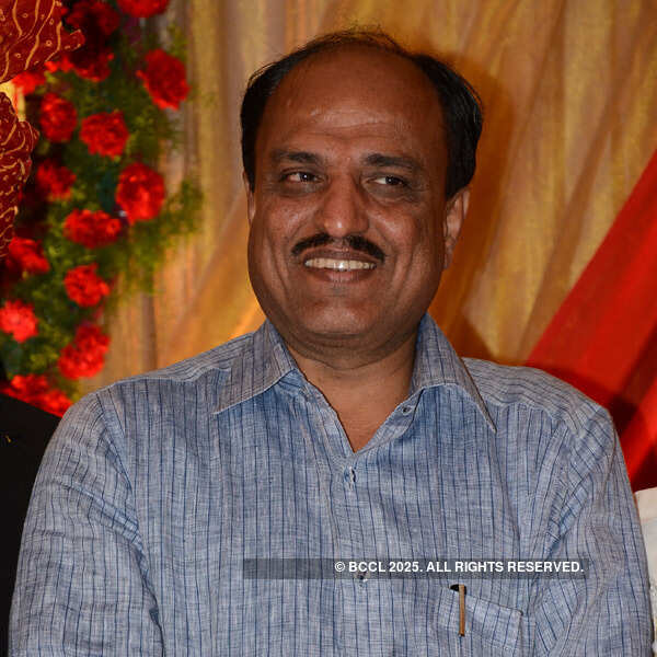 Himanshu and Prachi's wedding reception