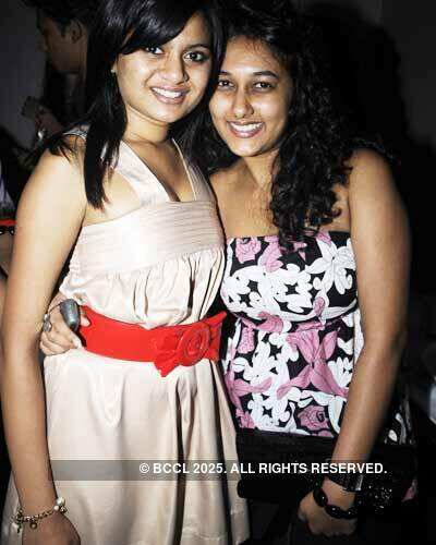 Sunday night at Mauve