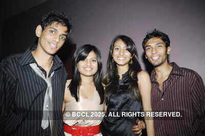 Sunday night at Mauve