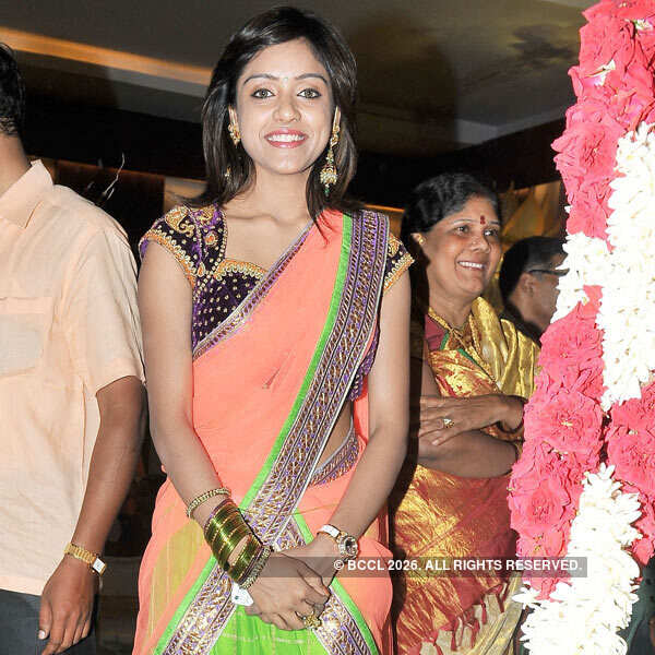 Geetha Madhuri weds Nandu 