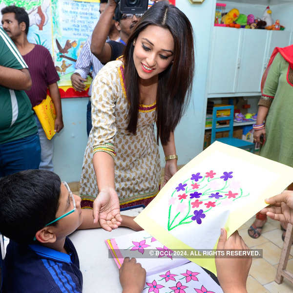 Mimi Chakraborty's birthday with orphanage