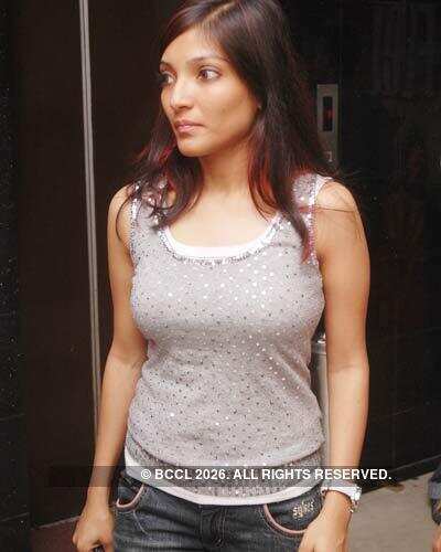 Party at Liquids Pub