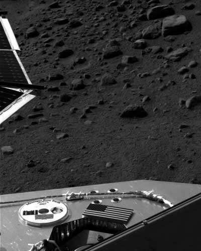 NASA makes it to Mars