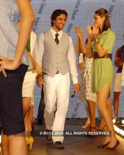 Kunal at a fashion show