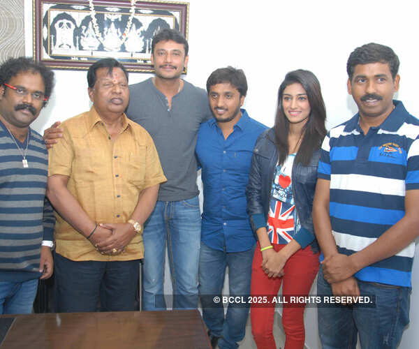 Ravichandran attends launch of Darshan's Airavata in Bangalore