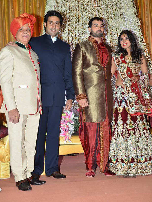 SRK, Abhishek at wedding