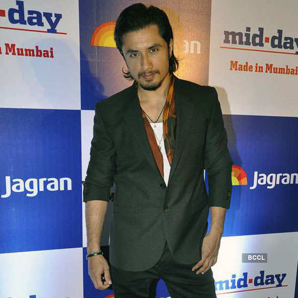 Celebs throng Mid-Day's grand party
