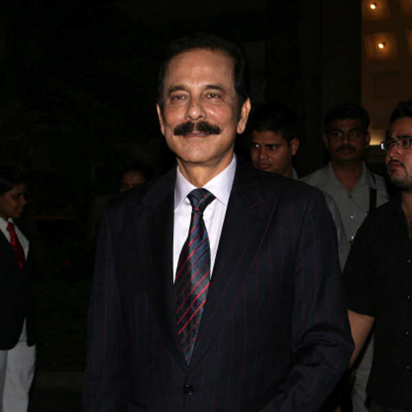 Sahara chief Subrata Roy surrenders in Lucknow