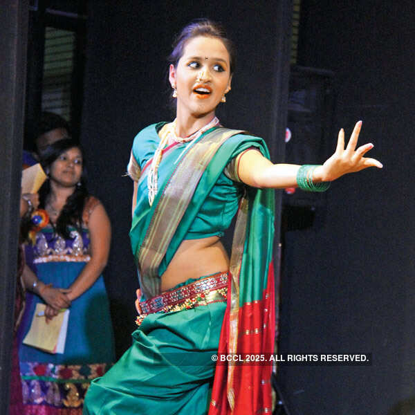 Gutthi, MJ turn Indori!
