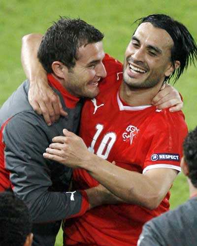 Euro: Switzerland beat Portugal