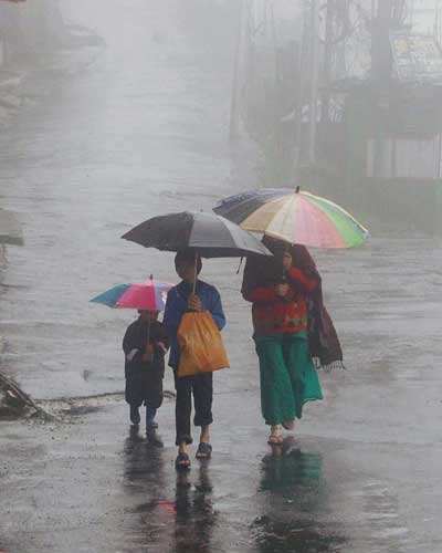 Monsoon hits India