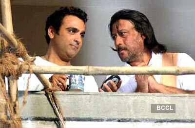 Thodi Life Thoda Magic