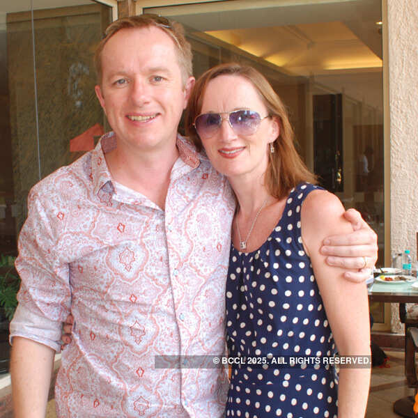 Brunch with friends at 24/7