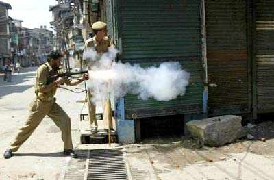 Violent protests in Srinagar
