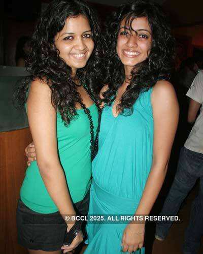 Jalbee Cartel band rocks