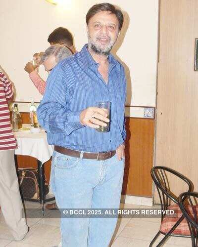 Round Tabler's bash