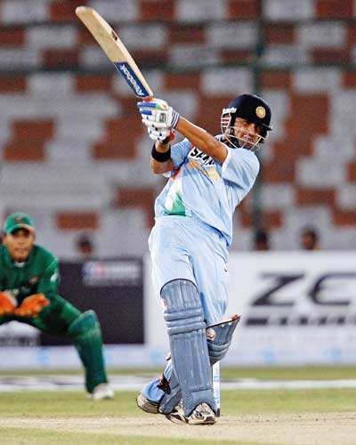 India Beat B'desh Photogallery - ETimes