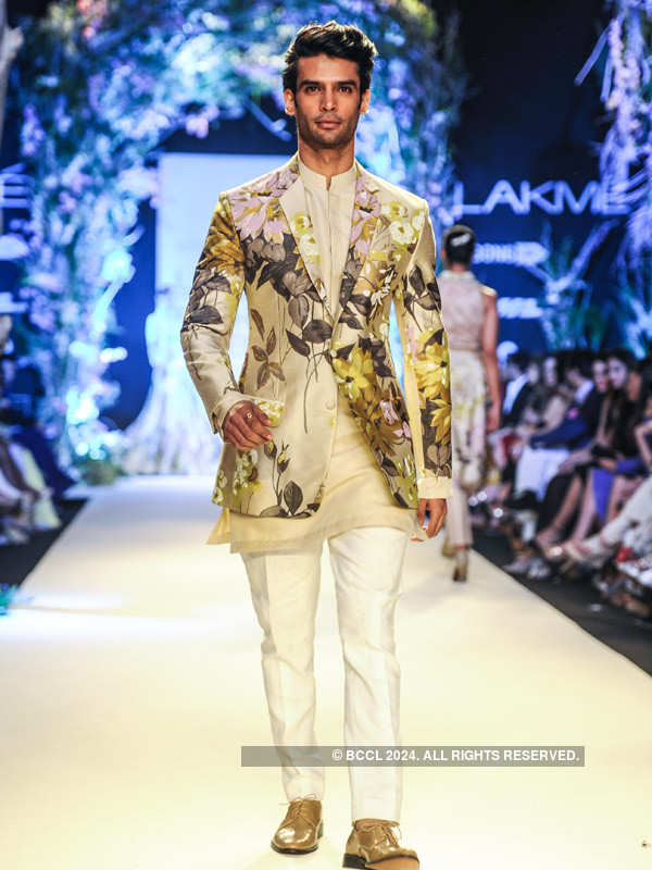 LFW '14: Manish Malhotra