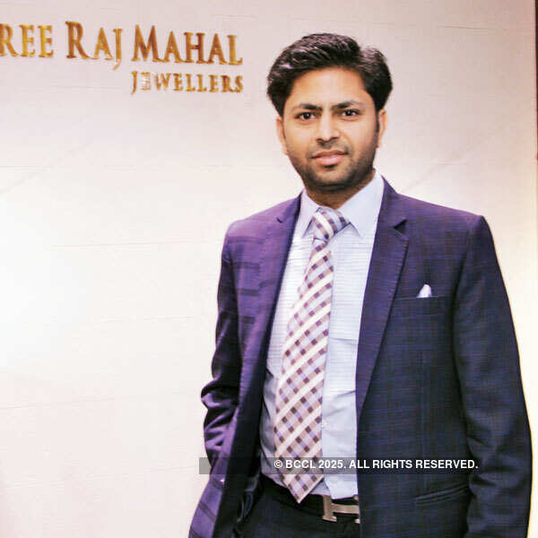 Wine and cheese tasting event in Delhi