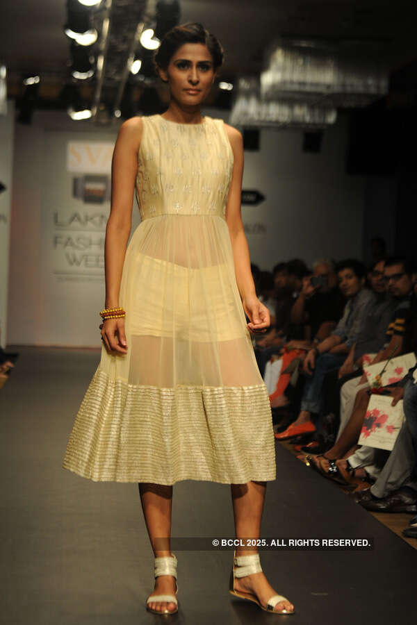 LFW '14: Sonam and Paras Modi 