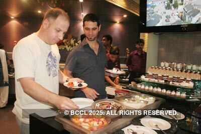 Music & lunch at Post 91