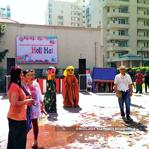 Gurgaon condominiums Holi party