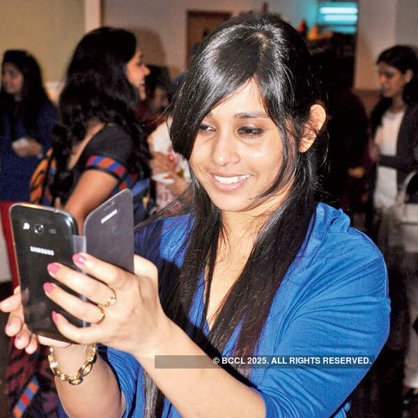 Ashwarya celebrates daughter's b'day