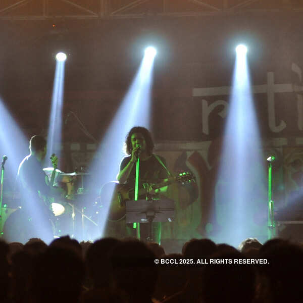 Papon at Jadavpur University