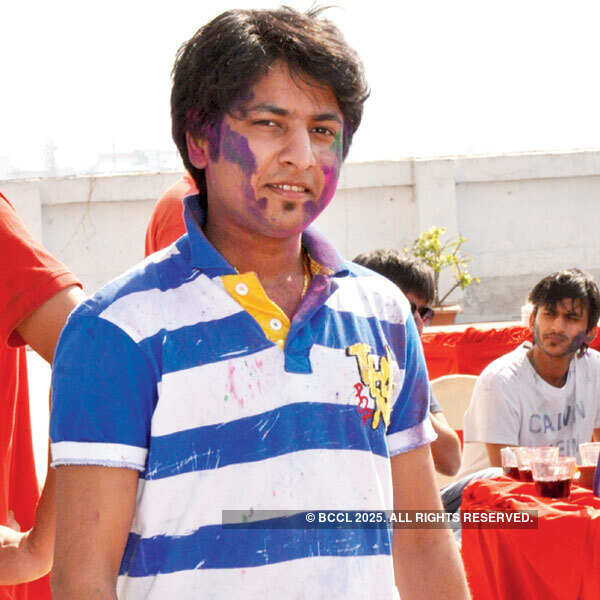 Aman and Piyush organise Holi bash