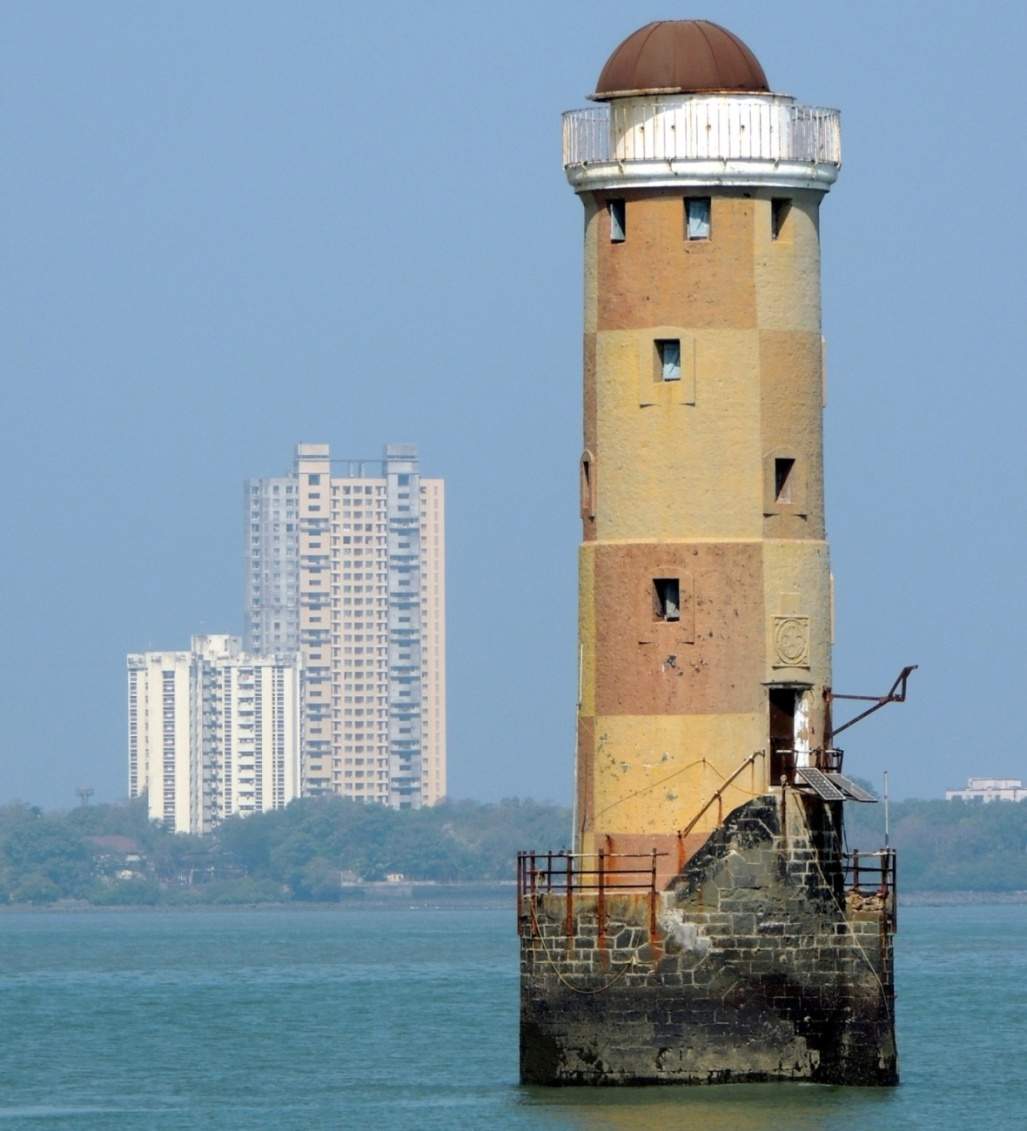 Lighthouses Of Mumbai Harbour | TimesTravel