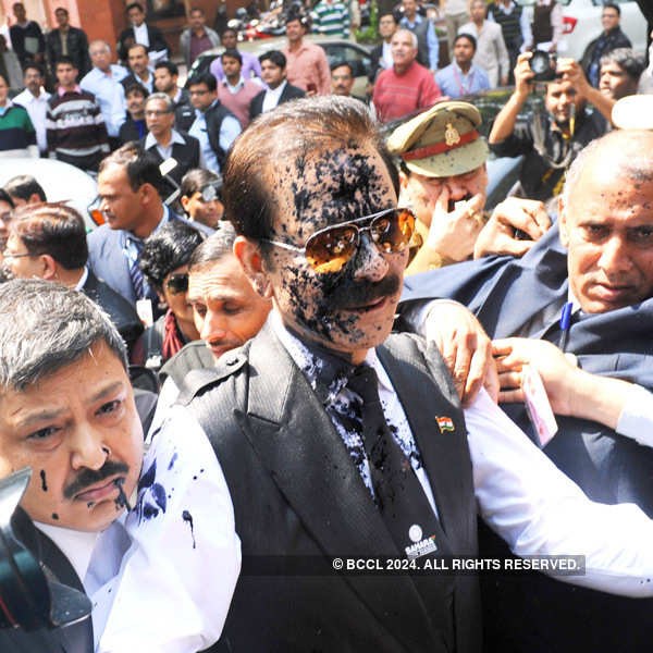 SC grants conditional bail to Subrata Roy