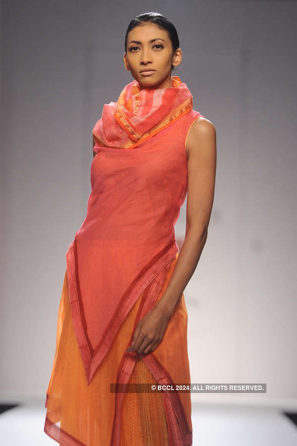 WIFW '14: Day 3: Urvashi Kaur