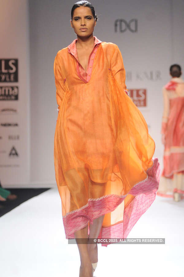 WIFW '14: Day 3: Urvashi Kaur