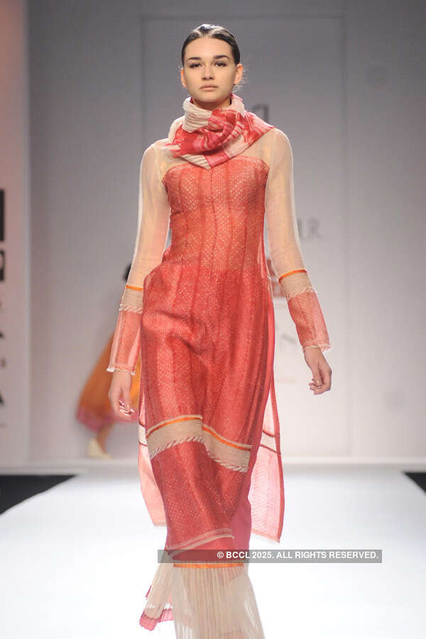 WIFW '14: Day 3: Urvashi Kaur