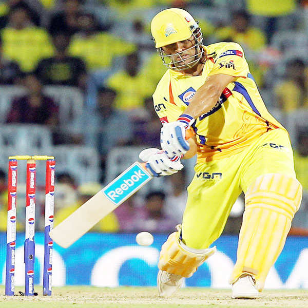 Dhoni offers to quit as CSK skipper, India Cements VP