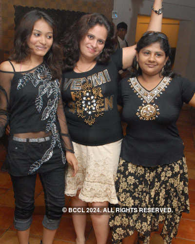 Tribude college party