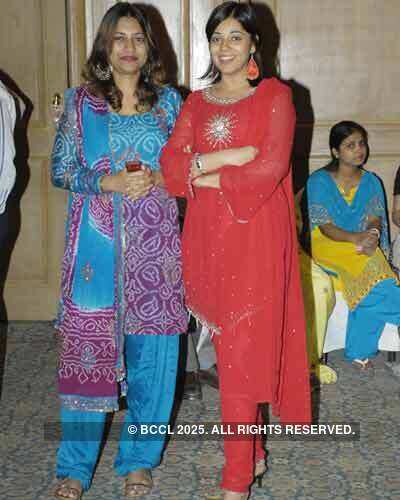 Marine officers meet